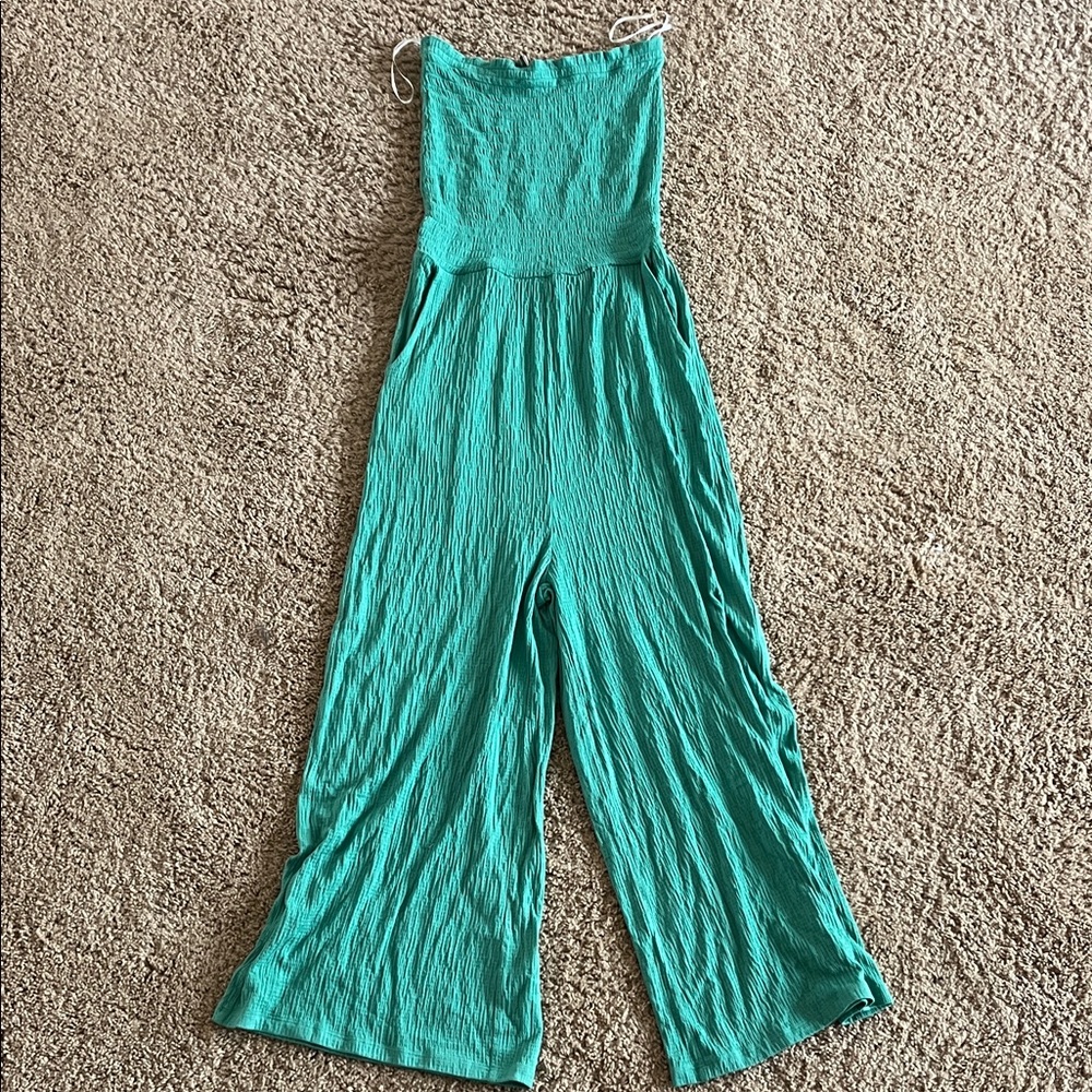 Love Tree Sea foam Green Sleeveless Jumpsuit